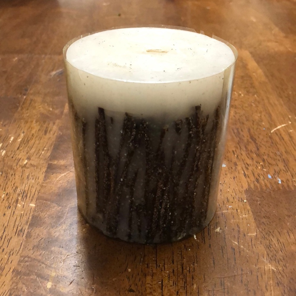 CANDLES WITH GLITTERED STICKS
